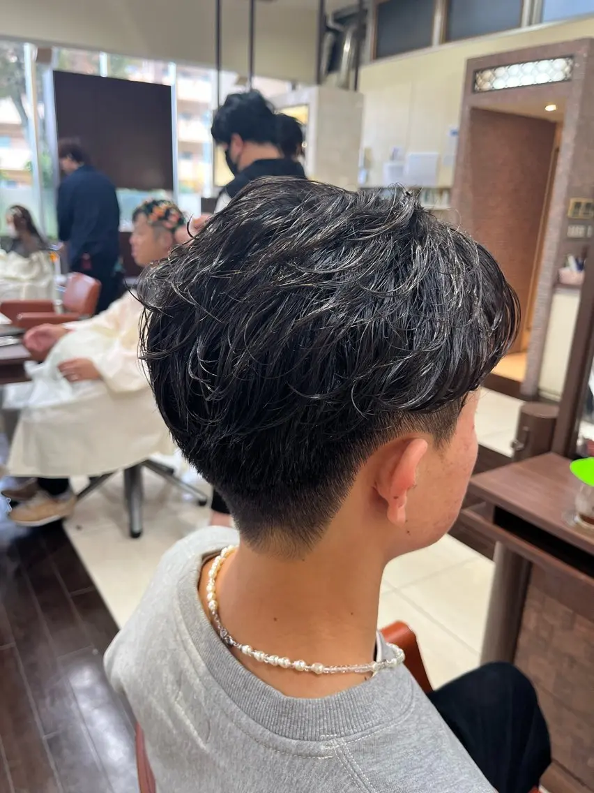 ショート パーマ メンズ ショートヘア 🧊メンズ特化🧊 高木航希のヘアスタイル