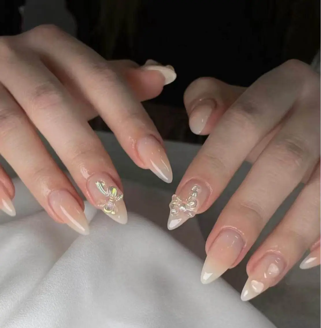 ネイル フラワーネイル フレンチネイル ジェルネイル ガラスフレンチ ハート ハンドネイル ハンドケア BabyYouMi nailのネイルデザイン