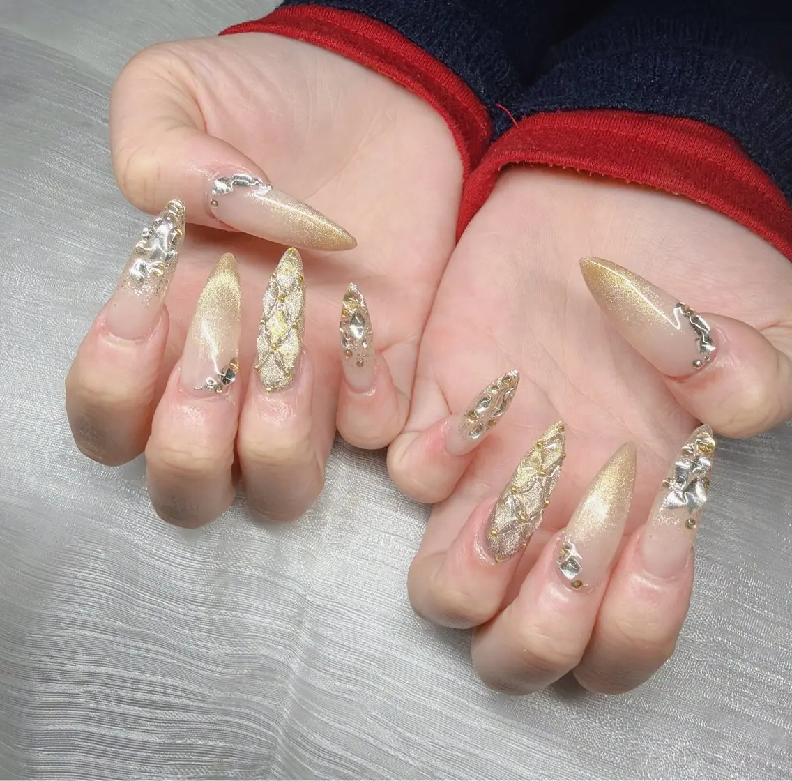 ネイル ハンドネイル Lee Nailsのネイルデザイン