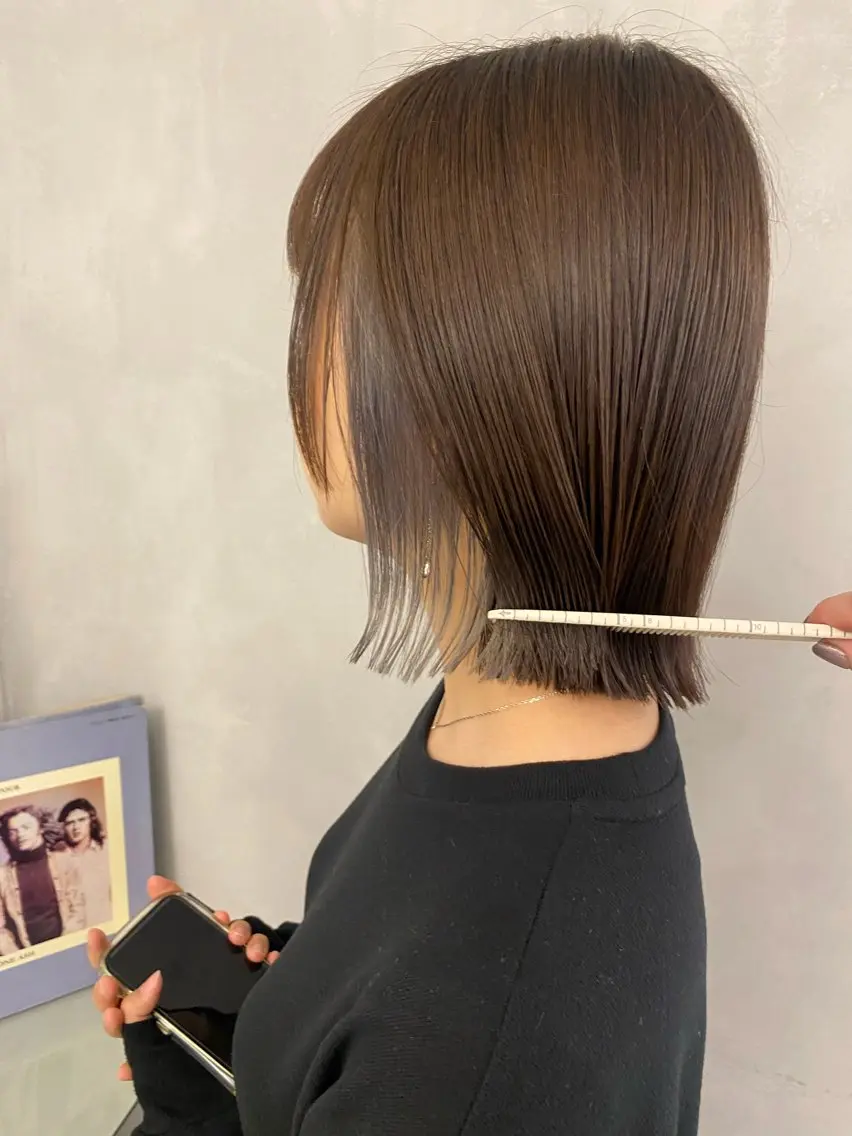 ミディアム 切りっぱなしボブ ボブ カット ヘアカラー トリートメント 新宿🫧ボブ 特化🐕Amiのヘアスタイル