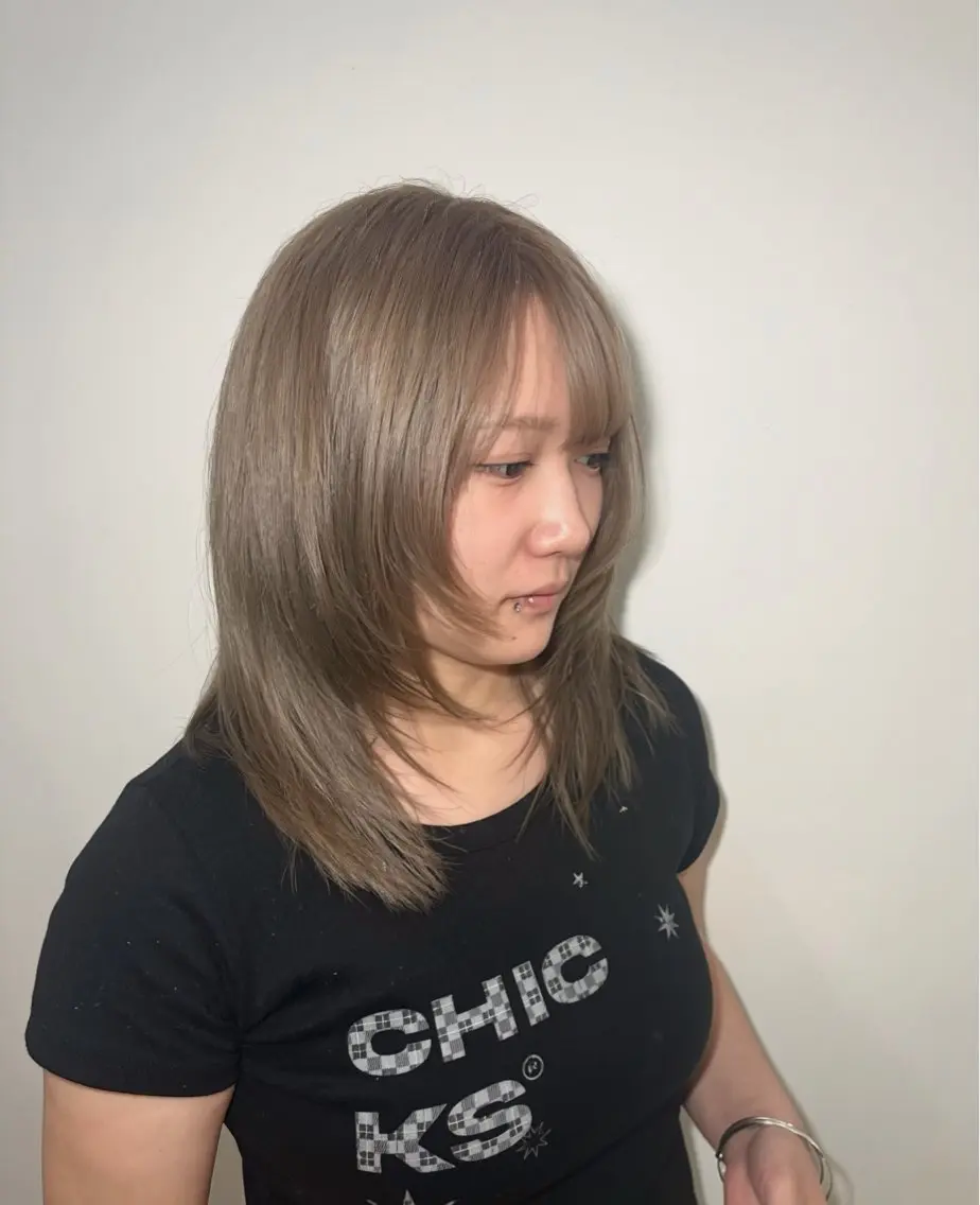 カラー ベージュカラー ミルクティーベージュ ヘアカラー 【ブリーチモデル募集 】高橋航大のヘアスタイル