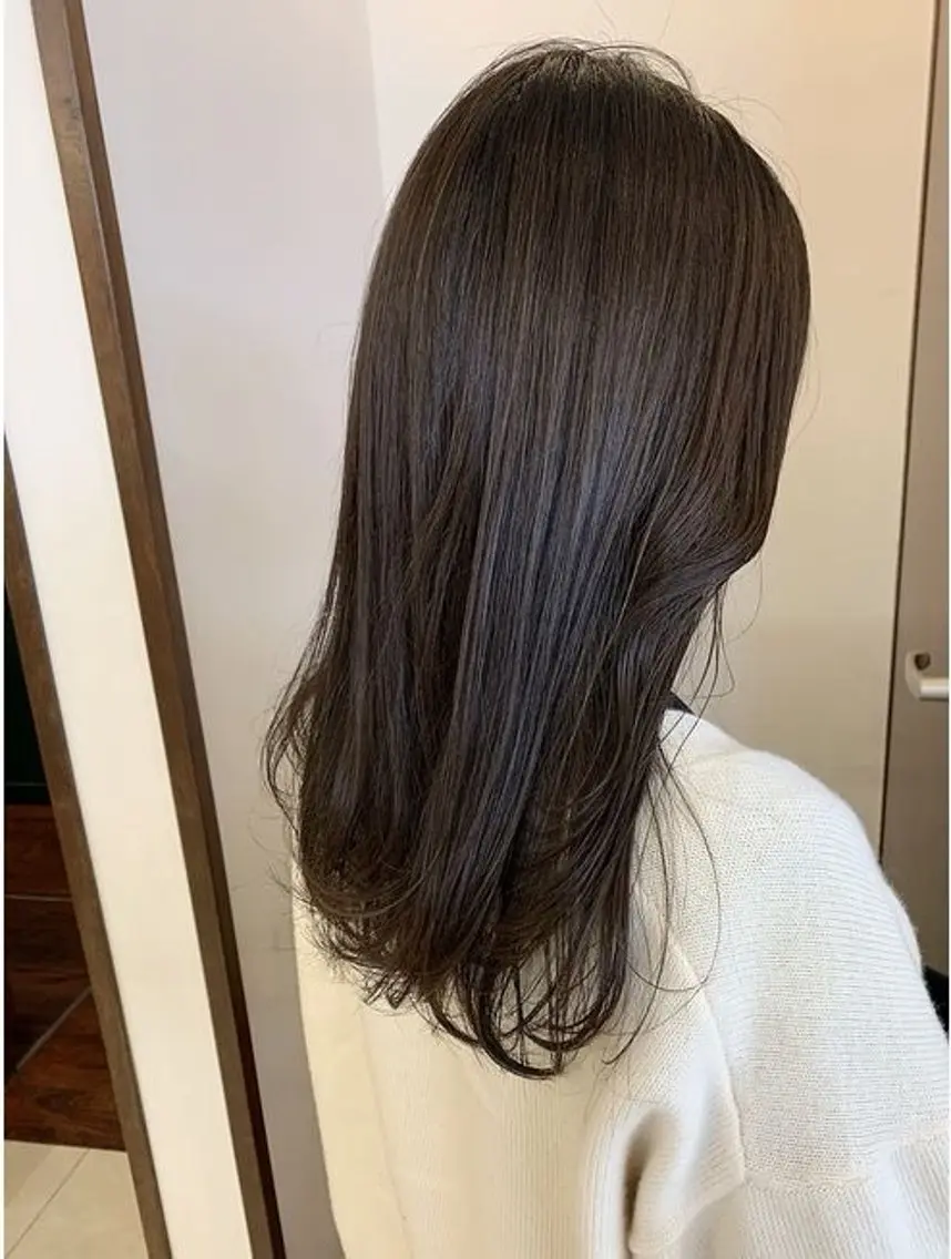 カラー ナック梅田店小田奏/ リタッチカラーモデルのヘアスタイル