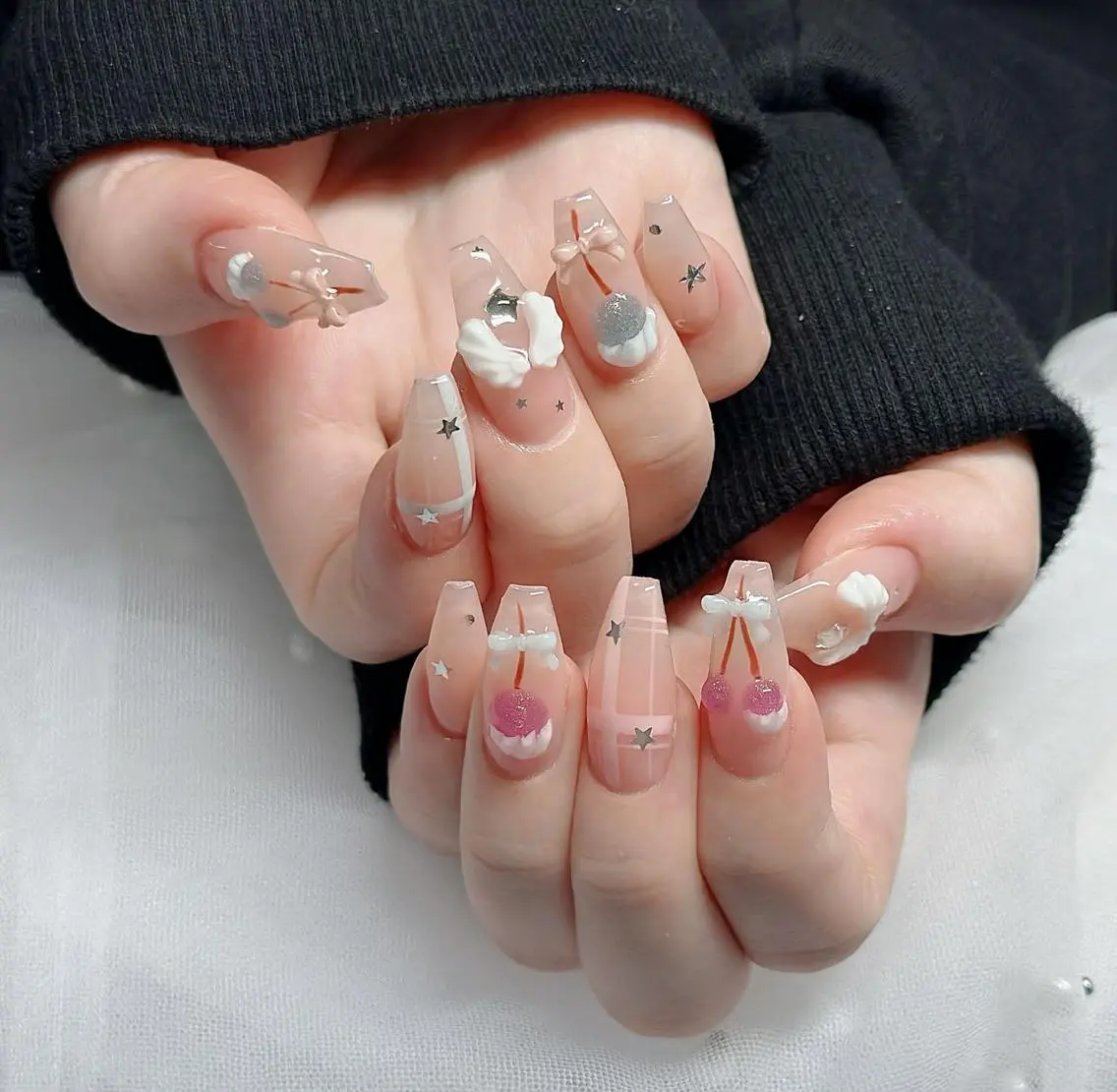 ネイル フレンチネイル ジェルネイル ハロウィン 韓国ネイル マグネットネイル ハンドネイル H.baby Nail Salonのネイルデザイン