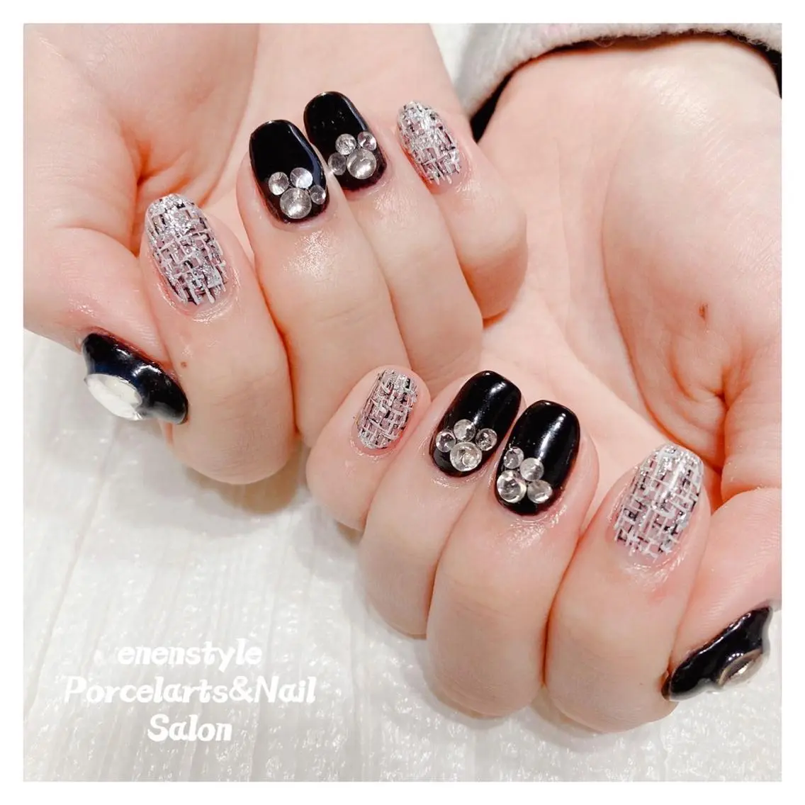 ミディアム ネイル 🐾enen style 🐾のネイルデザイン