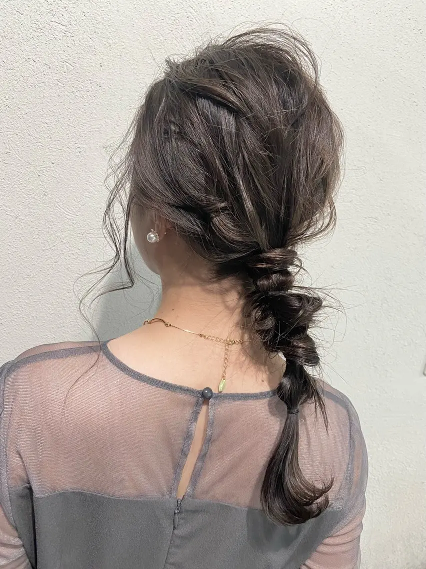 ヘアアレンジ ウルフカット 髪質改善 カラー専門店のヘアスタイル