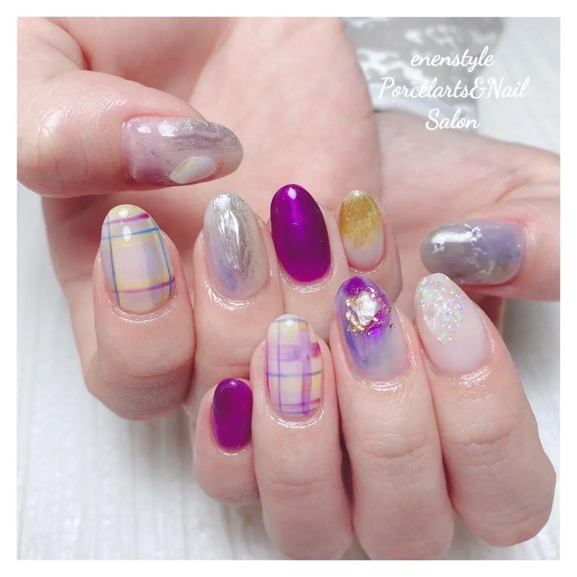 ミディアム ネイル 🐾enen style 🐾のネイルデザイン