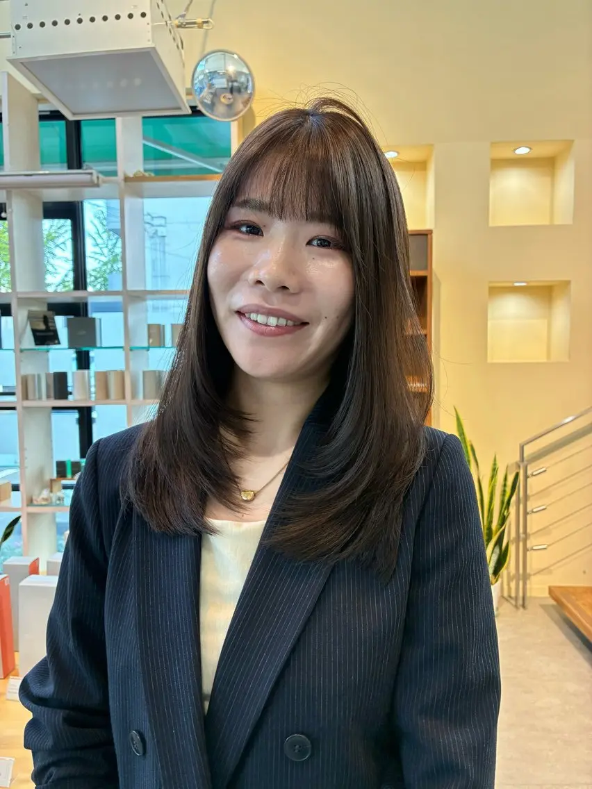 ロング レイヤーカット🍀 さとのヘアスタイル