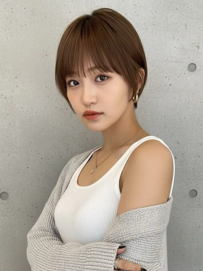 ショート カラー 🉐渋谷・ブリーチ ⭐️縮毛モデル🉐のヘアスタイル