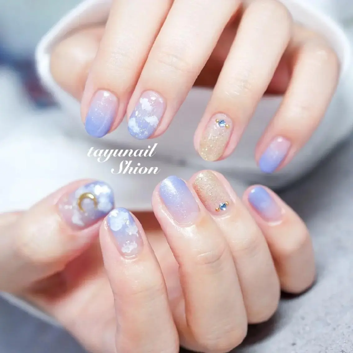 ネイル ブルー ジェルネイル グラデーション パラジェル 夏ネイル ネイルサロン 【たゆnail】のネイルデザイン