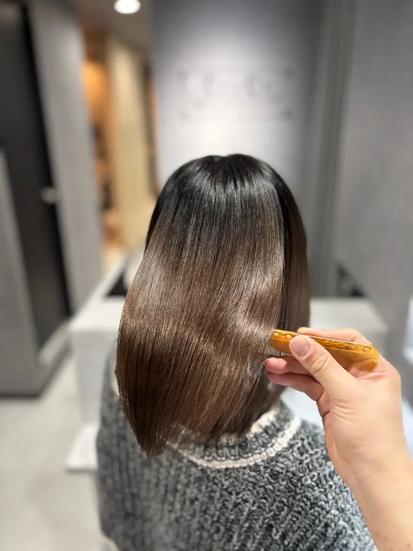 ミディアム カラー トリートメント 酸熱トリートメント トリートメント little 小濱彰太のヘアスタイル