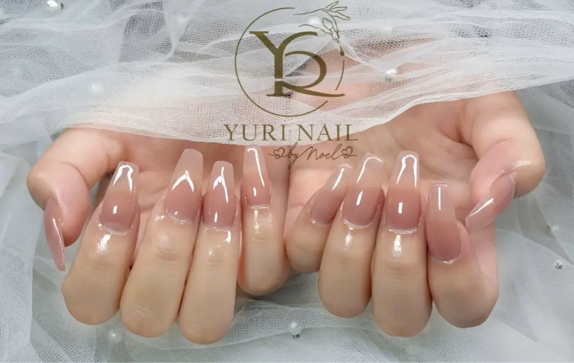 ネイル チークネイル フットネイル グラデーション 韓国ネイル 持ち込み ハンドネイル フットネイル ハンドケア YURI Nail NARITAのネイルデザイン