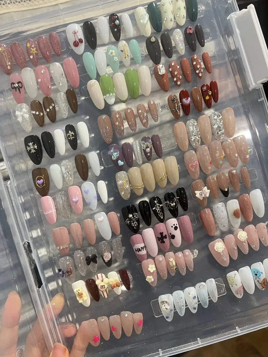 研修定額デザインネイル💅デザイン選べられます💗【色変更👌】の写真