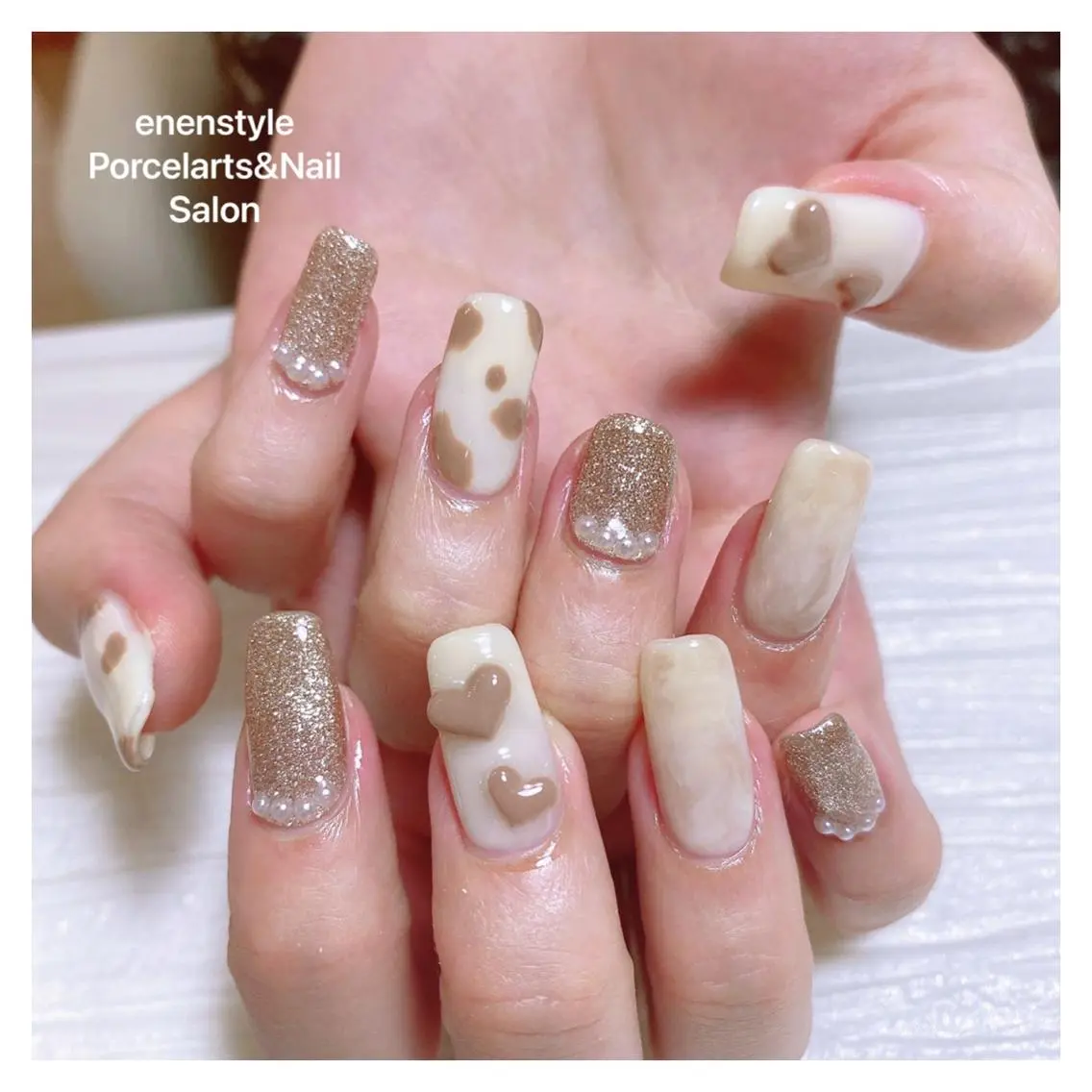 ミディアム ネイル ハンドネイル 🐾enen style 🐾のネイルデザイン