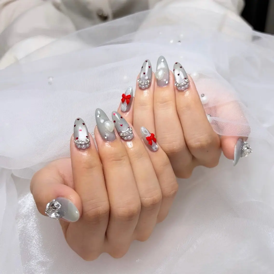 ネイル アートネイル ジェルネイル パラジェル ハンドネイル フットネイル ハンドケア re. naのネイルデザイン