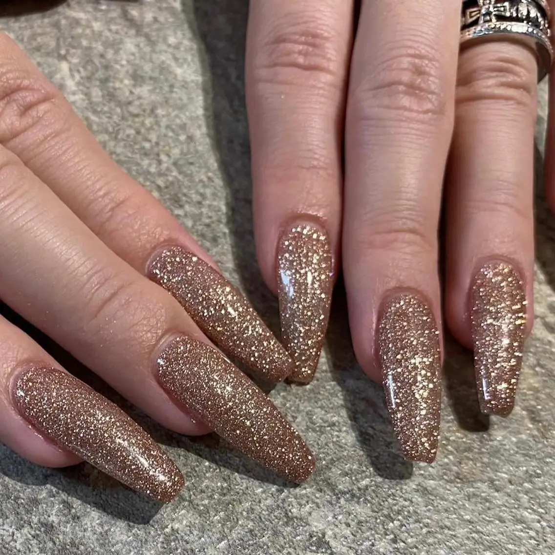 ネイル ネイルサロン RounGeのネイルデザイン