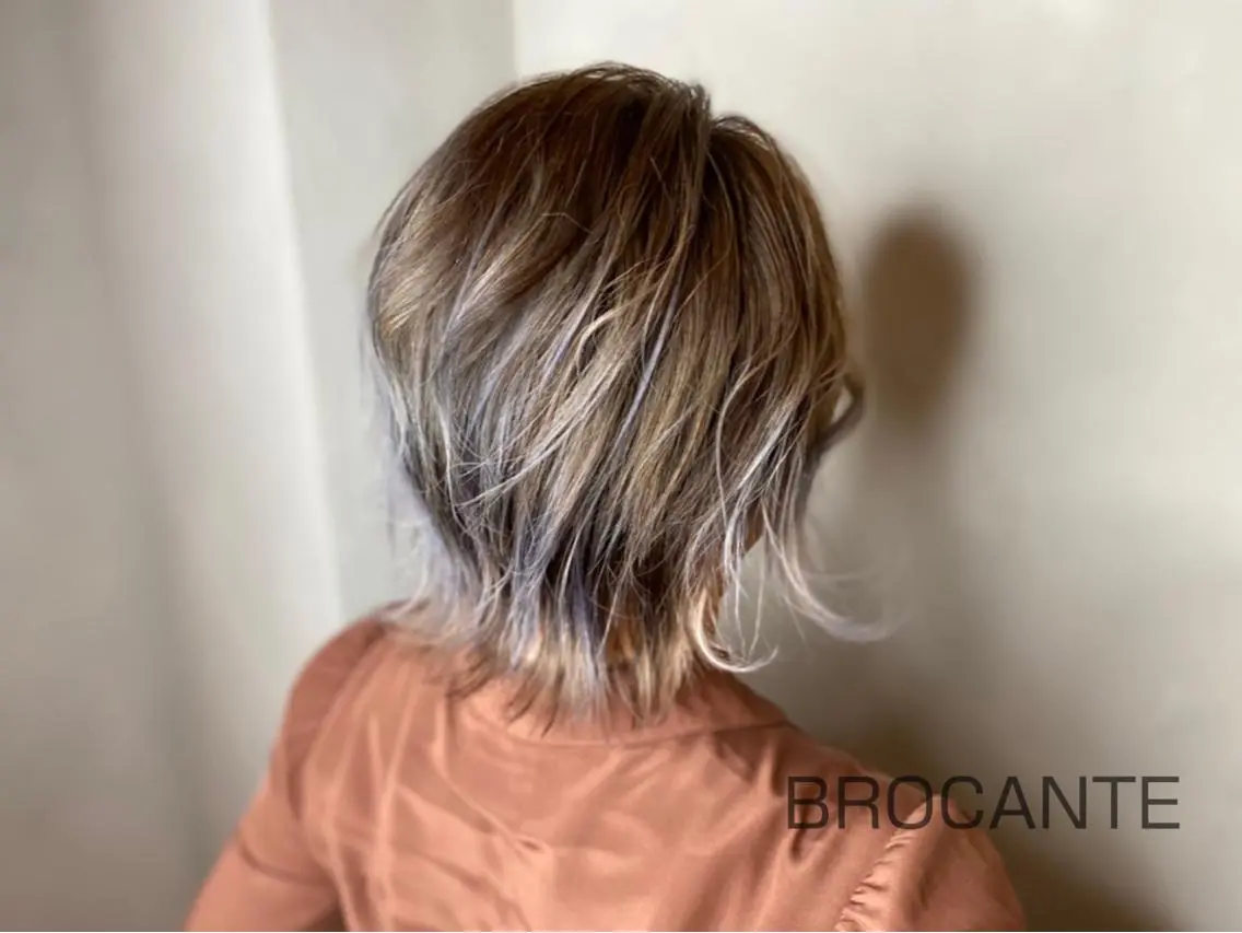 ミディアム カラー バレイヤージュ ベージュカラー ハイトーンカラー レイヤーカット トリートメント カット ヘアカラー BROCANTE立川 karasawa.nのヘアスタイル