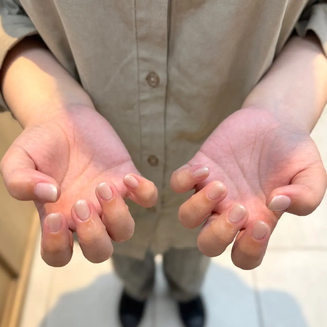 ネイル オフィスネイル saki.K DEE yabaのネイルデザイン