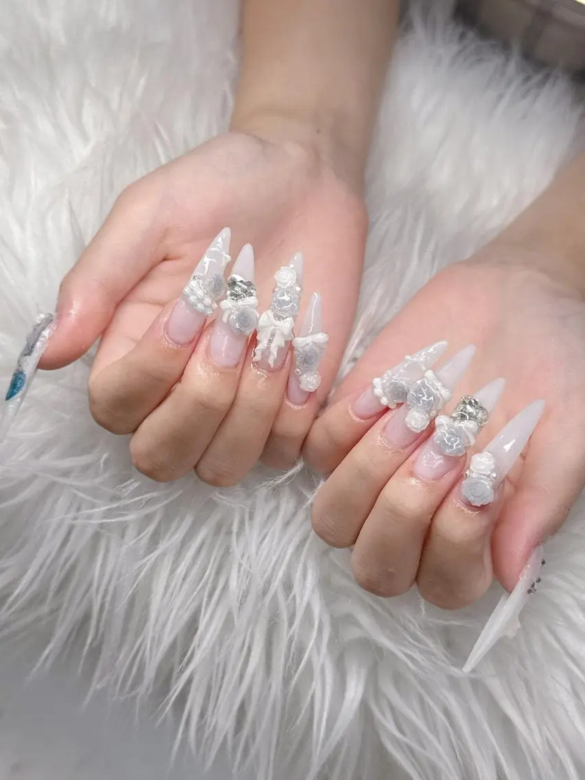 ネイル Lee Nailsのネイルデザイン