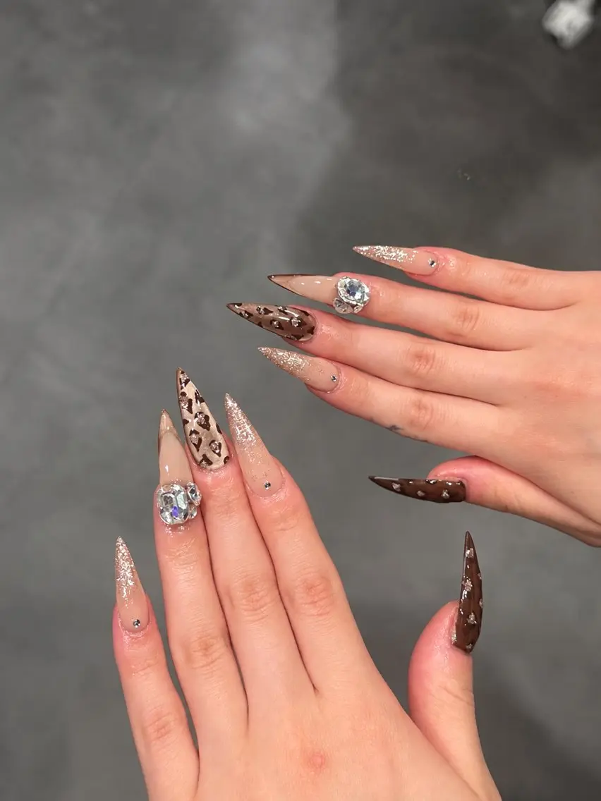 ネイル アニマル柄 ブラウン ハンドネイル cheri&co marinのネイルデザイン