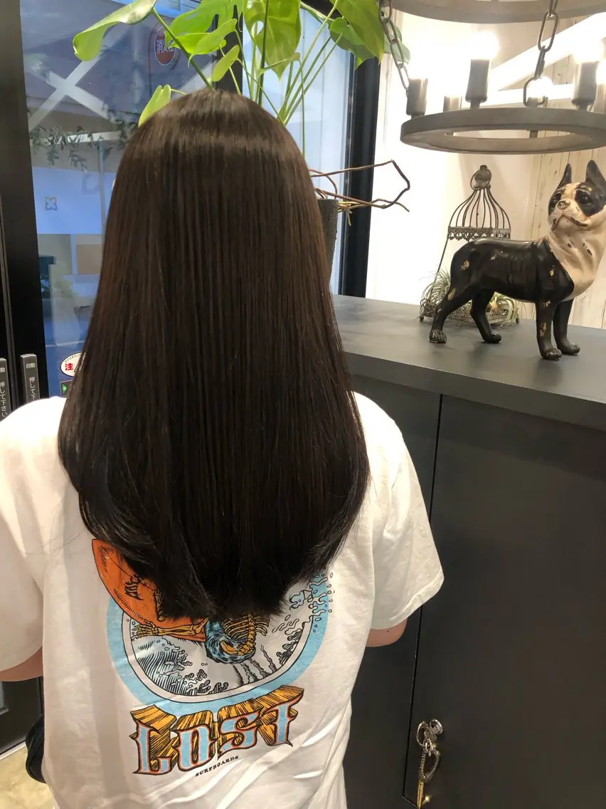 ロング 飯田 真季のヘアスタイル