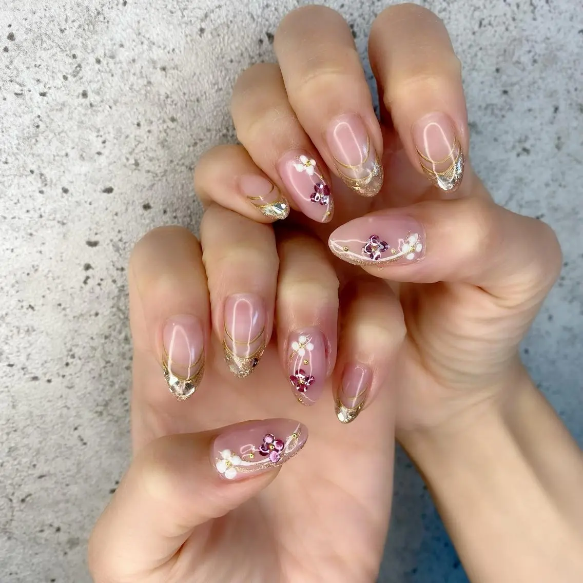 ロング カラー パーマ ヘアアレンジ メンズ キッズ ネイル マツエク・マツパ 成人式 成人式 成人式 フラワーネイル フレンチネイル ハンドネイル Salon Ｋのネイルデザイン