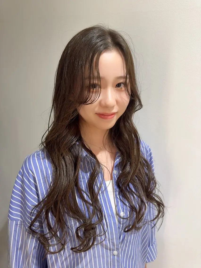 ロング カラー 池島 輝保のヘアスタイル