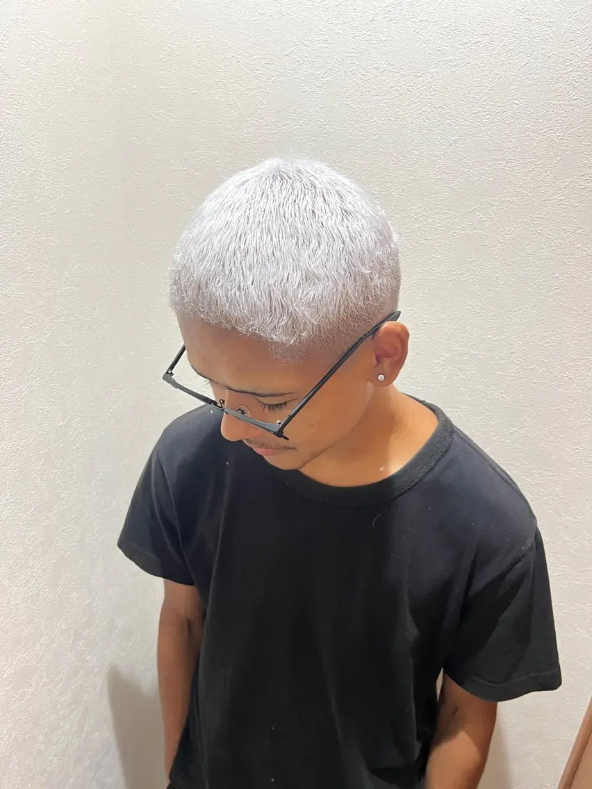 カラー 松島 司のヘアスタイル