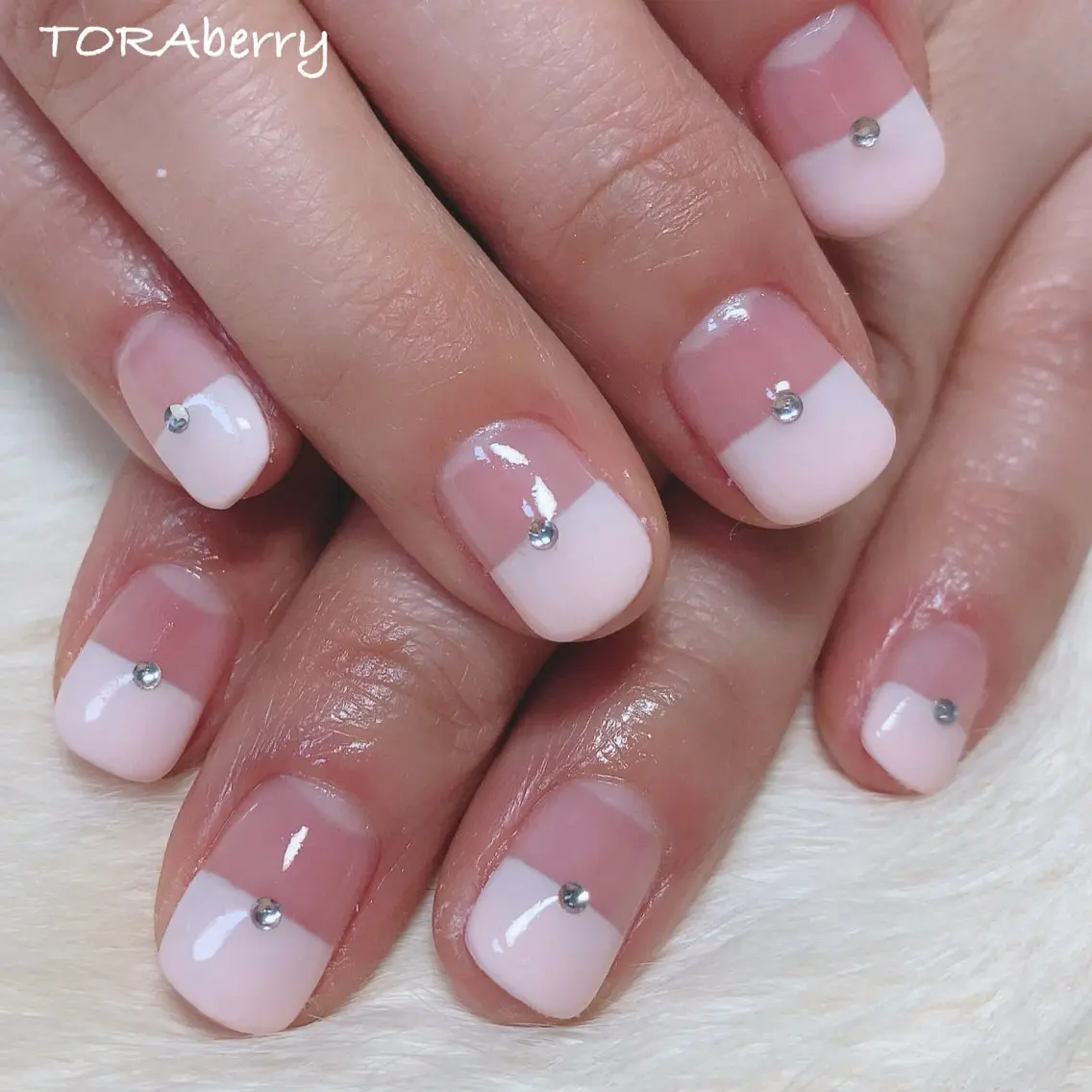 ネイル ハンドネイル ネイリスト なつみのネイルデザイン