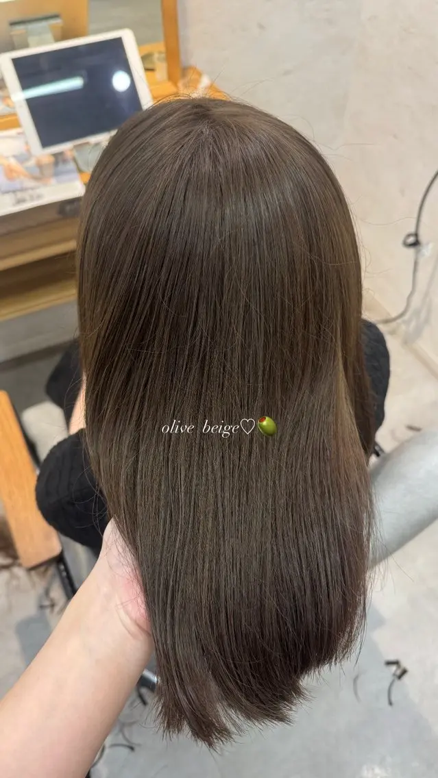 ミディアム カラー オリーブカラー オレンジ 能隅あいかFLEAR 口コミ⭐️5.0⭐️のヘアスタイル