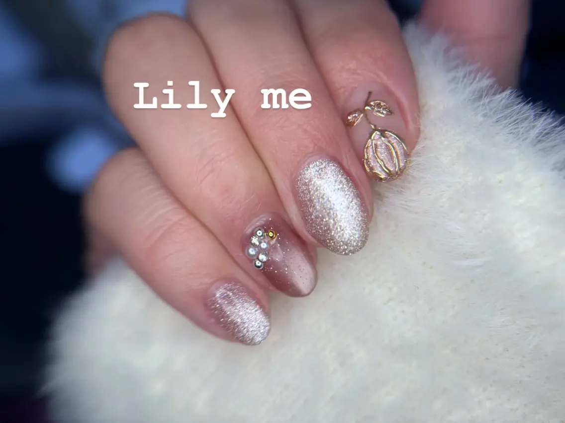ネイル 持ち込み Lily me.のネイルデザイン
