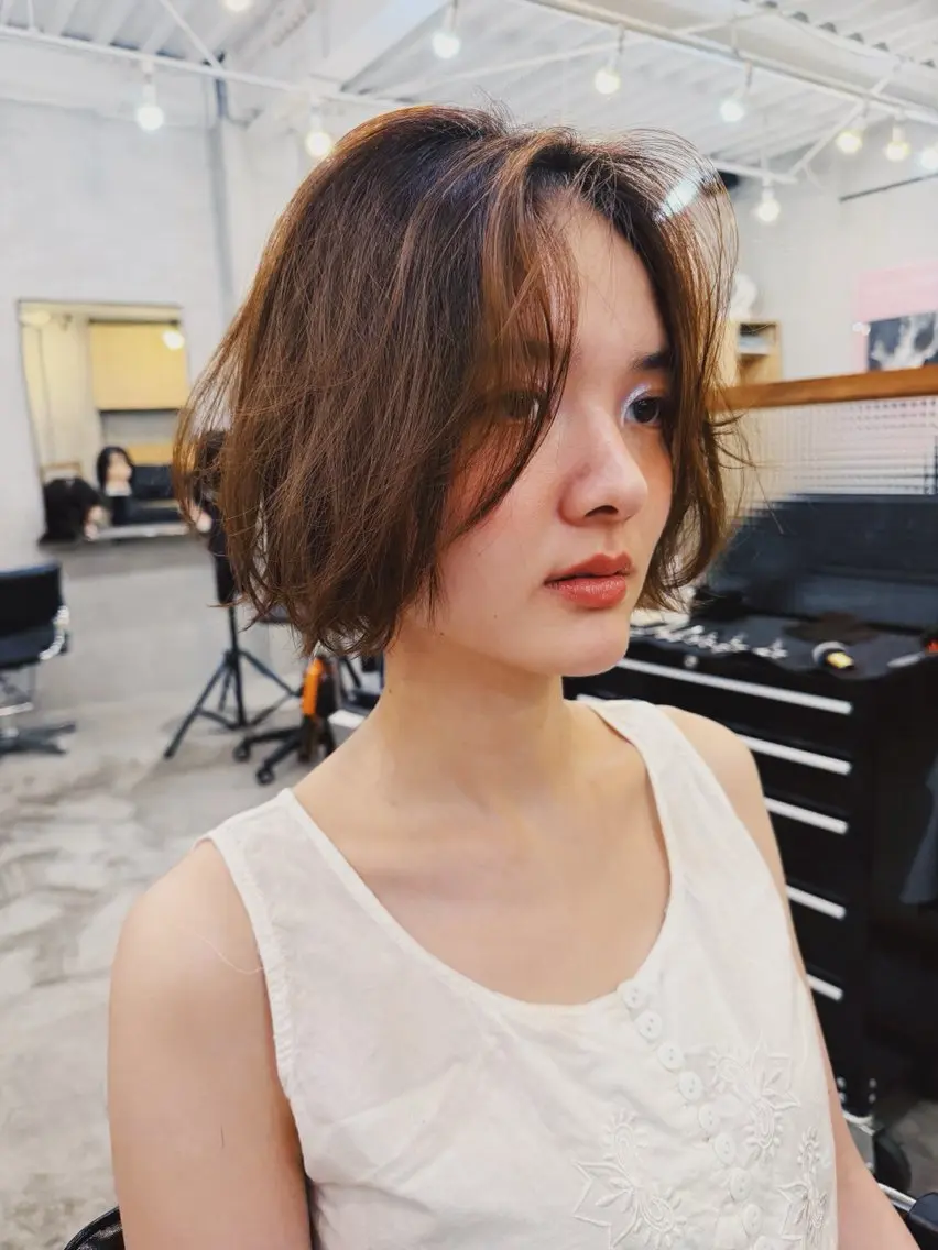 ミディアム カット ナガミ ショウのヘアスタイル