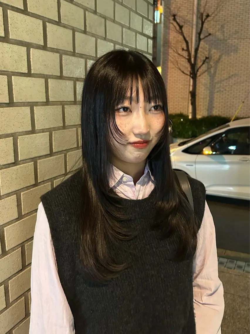 ロング 顔まわりレイヤー レイヤーカット 小顔カット カット SOLO 尼崎 hana💫レイヤーのヘアスタイル