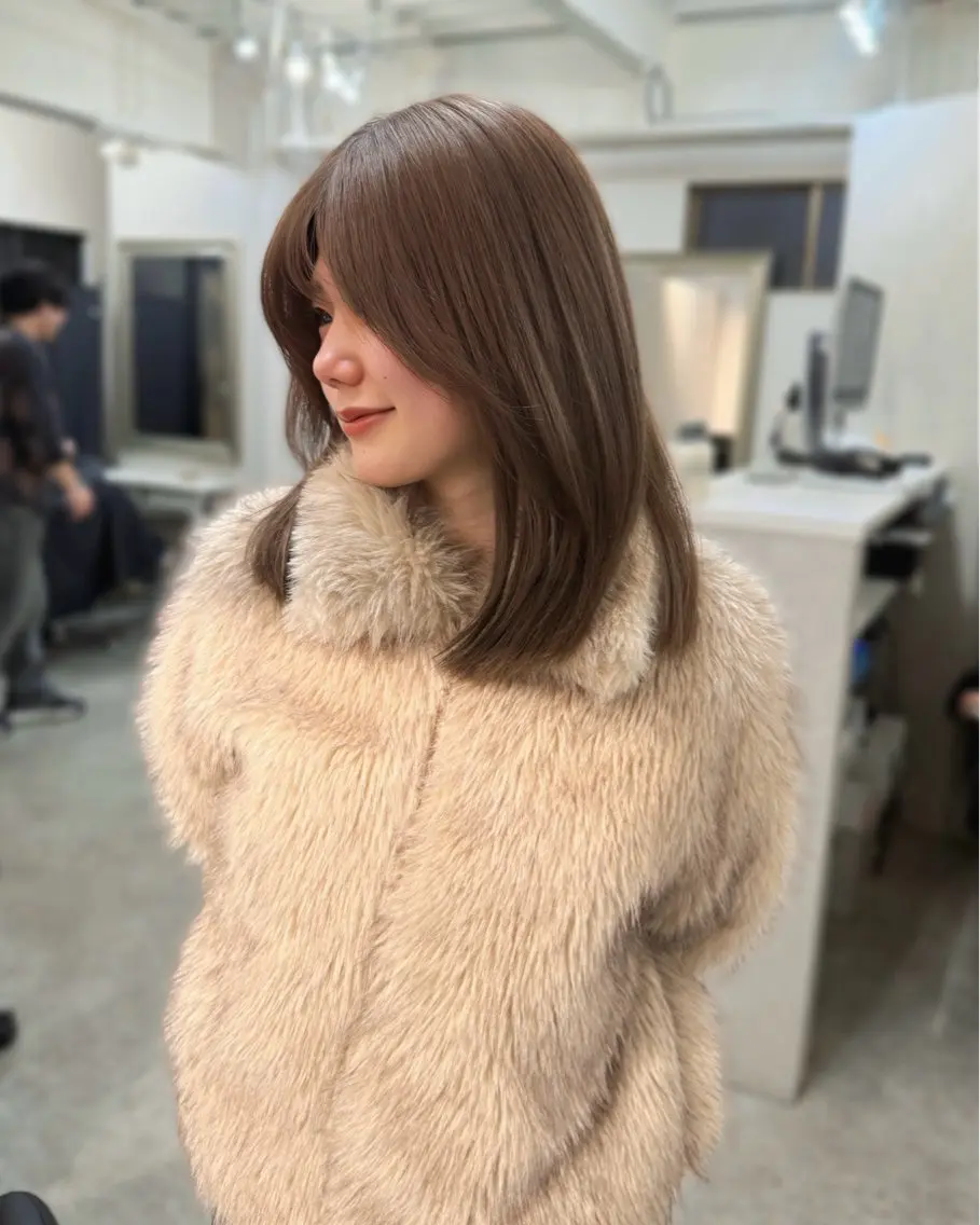 ミディアム カラー ブリーチ 透明感カラー グレージュ カット ヘアカラー トリートメント 韓国・透明感カラー ／堀江／みずき🐩のヘアスタイル