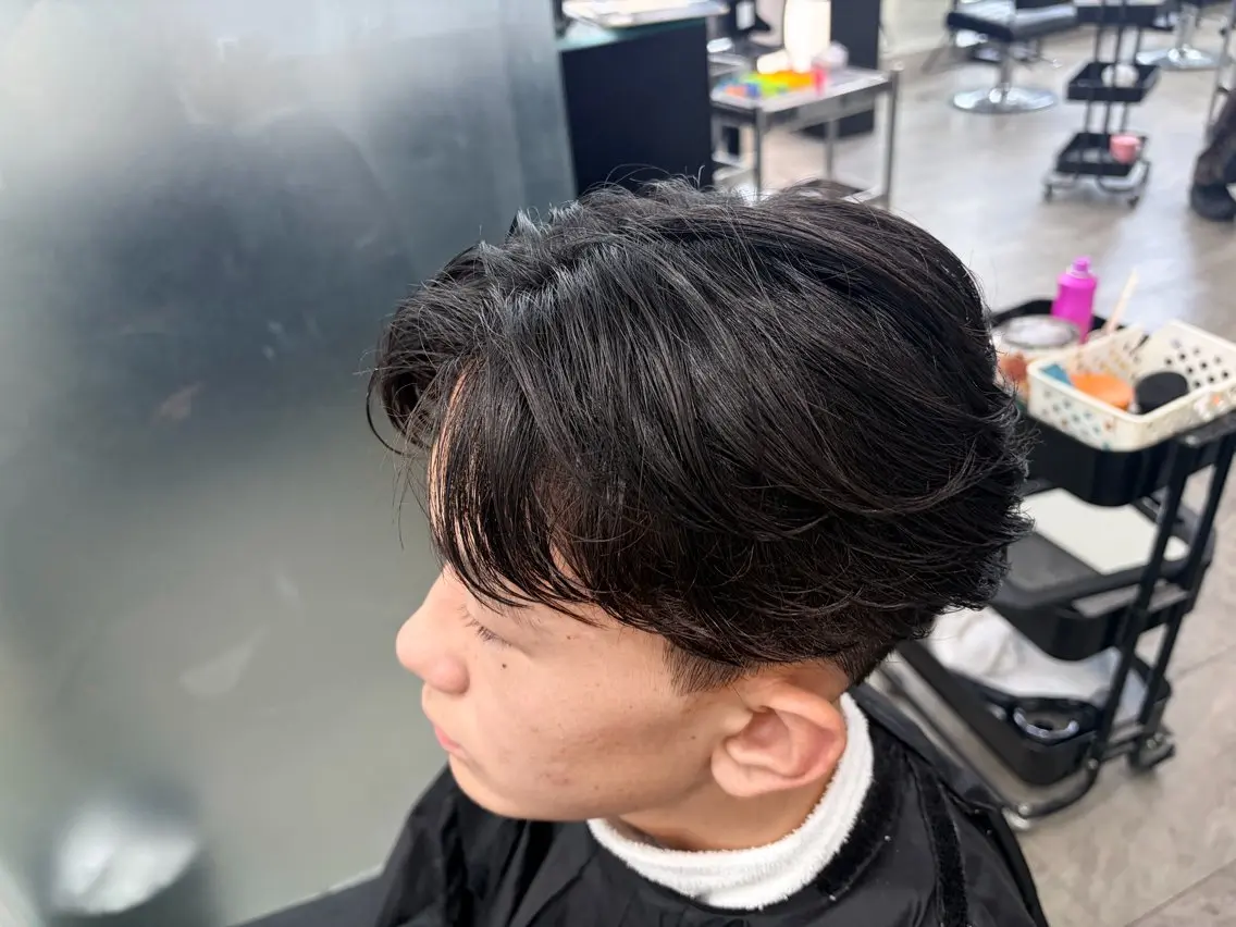 パーマ メンズ フェザーパーマ メンズパーマ ニュアンスパーマ カット パーマ 静岡 / 毛流れ特化 /メンズ特化 /真大のヘアスタイル