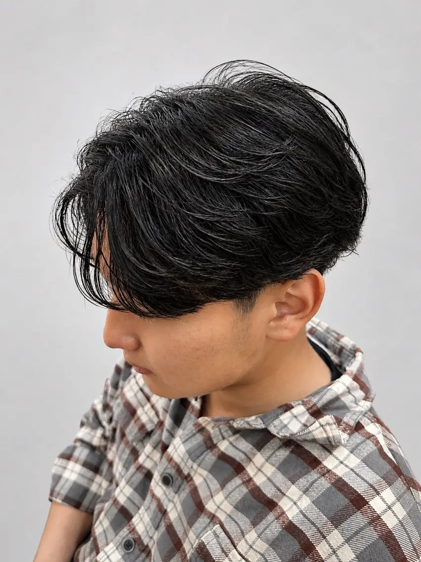 ミディアム パーマ ミディアムパーマ 韓国風ヘア カット パーマ 【パーマ特化】橋本 龍也の眉毛・アイブロウイメージ