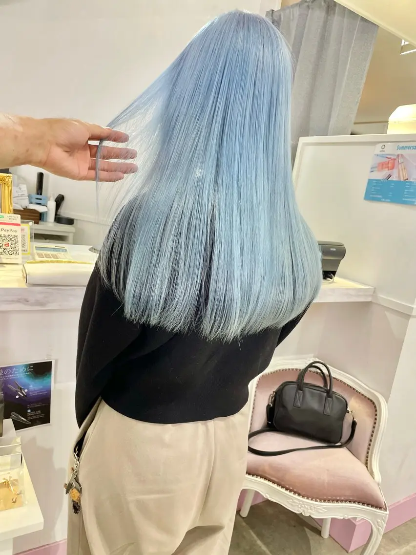 ロング ヘアカラー トリートメント Lit.豊橋 夏目のヘアスタイル