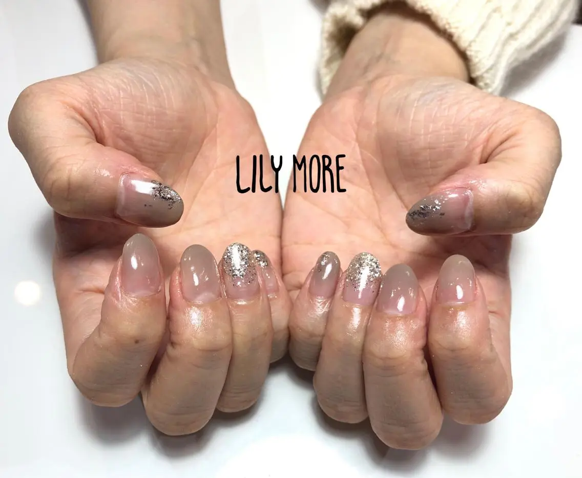 ネイル グラデーション Lily closetのネイルデザイン