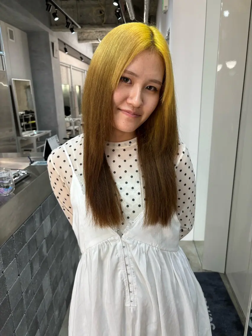 セミロング ヘアカラー デザインカラー /rioのヘアスタイル