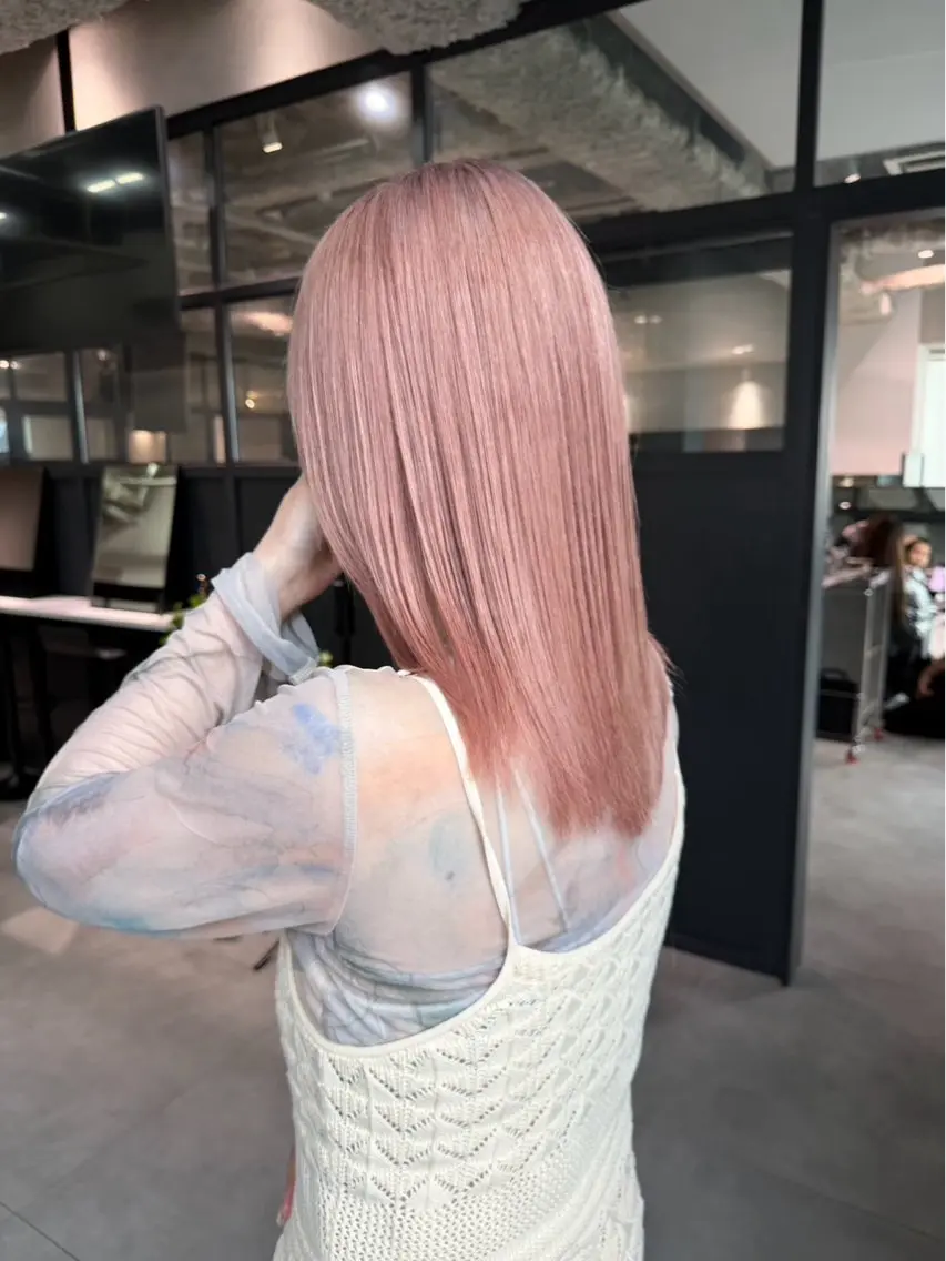 ミディアム カラー ベージュカラー ブリーチ 透明感カラー デザインカラー ハイトーンカラー ブリーチカラー/ ruiruiのヘアスタイル