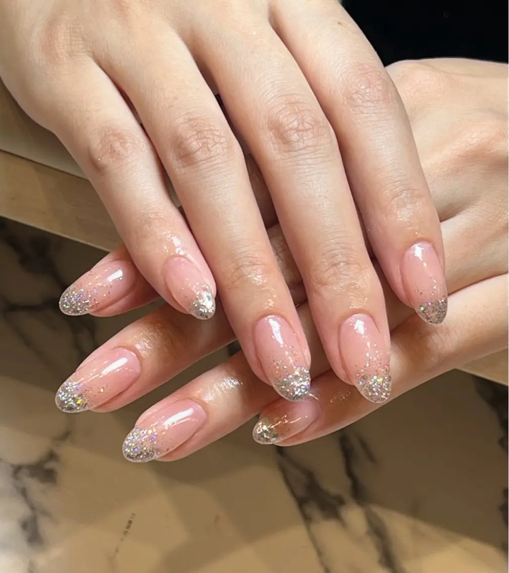 ネイル ハンドネイル Dione Nail ハチワレのネイルデザイン