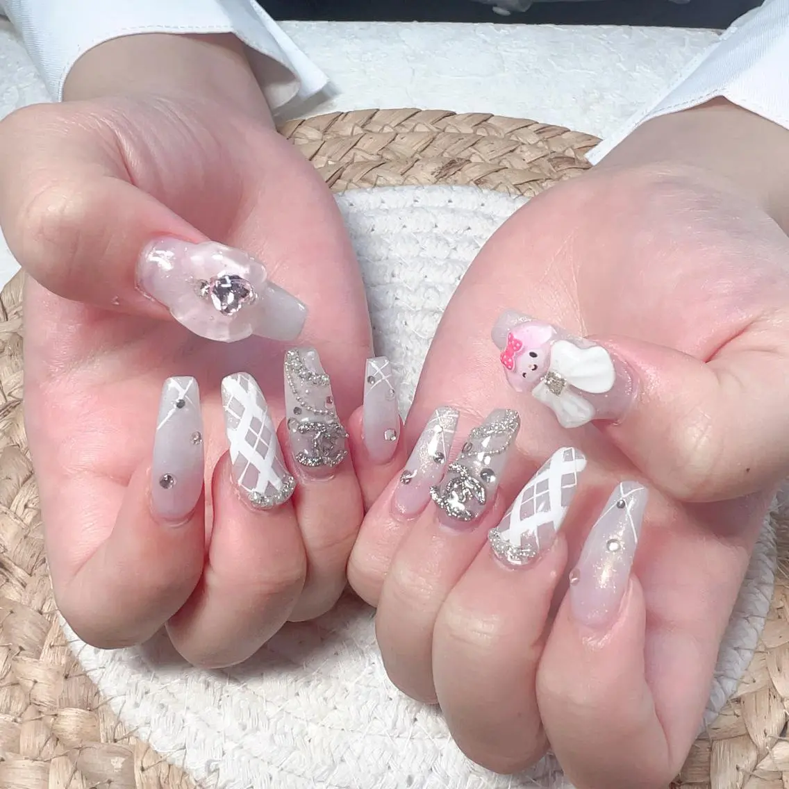 ネイル ハンドネイル M 🌷Nail 長さだし専門店のネイルデザイン