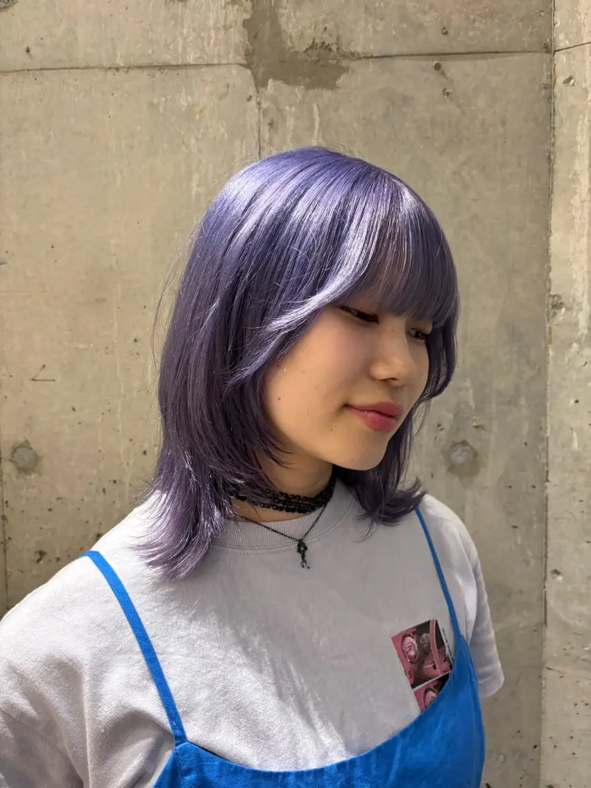 ミディアム カラー シルバー ako🎀 横浜/カットのヘアスタイル