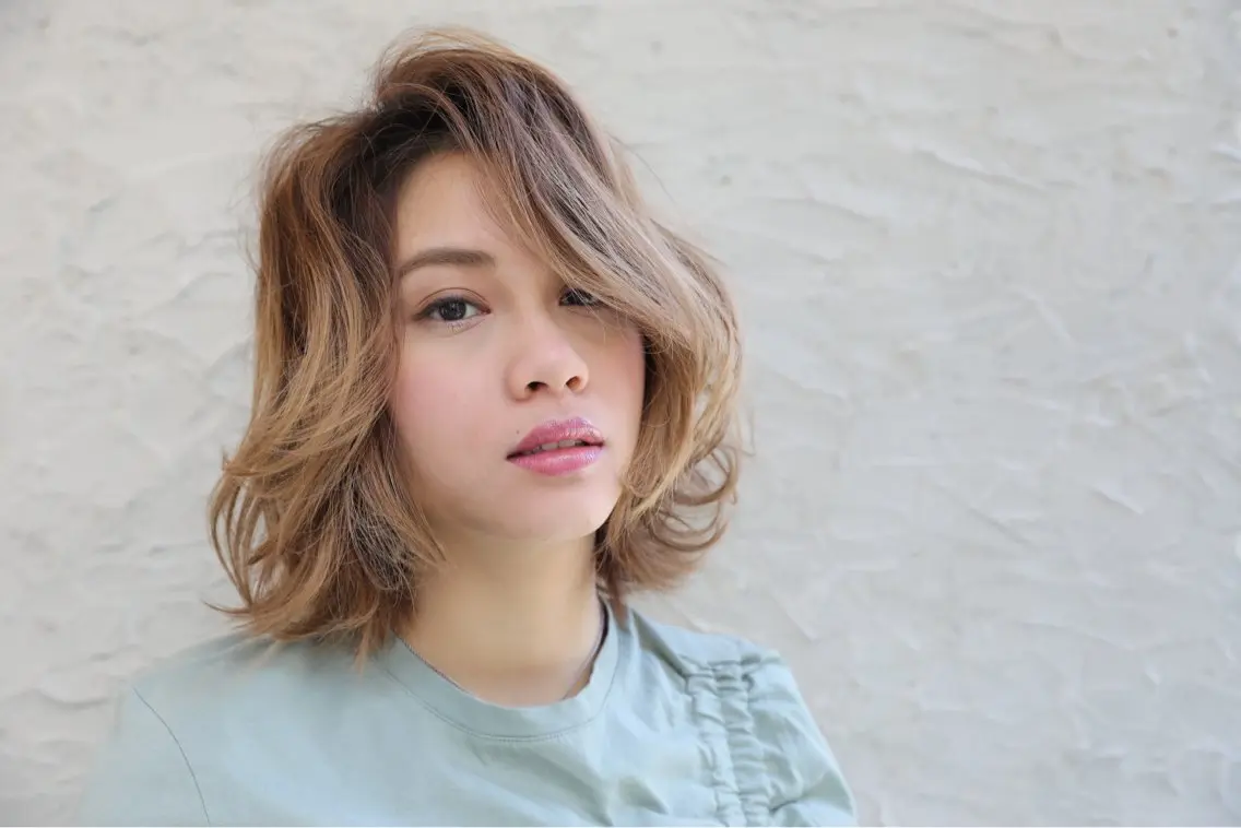 ミディアム ハイライト 髪質改善 小顔カット Endearing 銀座/レイヤーカットのヘアスタイル