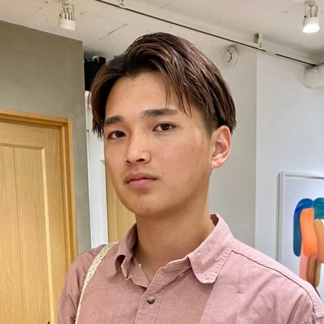 ショート メンズ センターパート ダウンパーマ フェザーパーマ メンズパーマ カット シャドウパーマ 田形清流のヘアスタイル