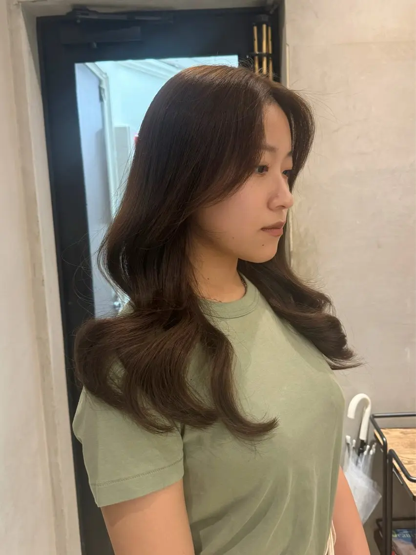セミロング ヘアカラー トリートメント 新宿/顔周りカット +レイヤー＝しずく♩のヘアスタイル