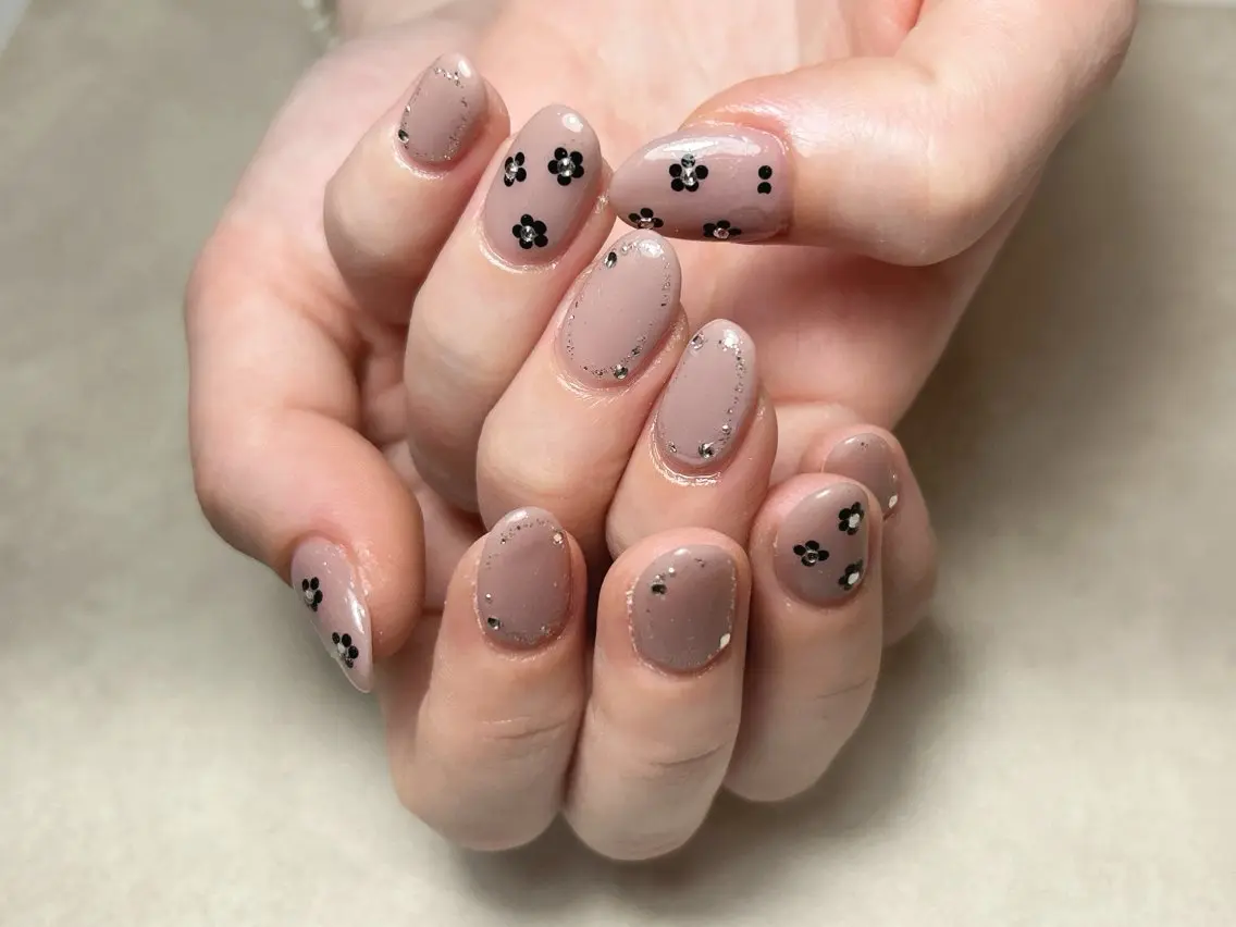 ネイル ハンドネイル attic Horiiのネイルデザイン