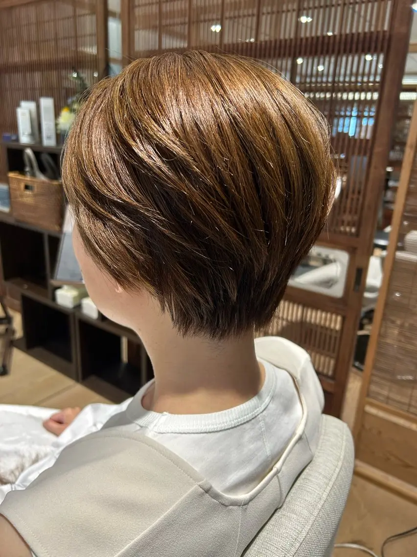 ショート 小島 千春のヘアスタイル