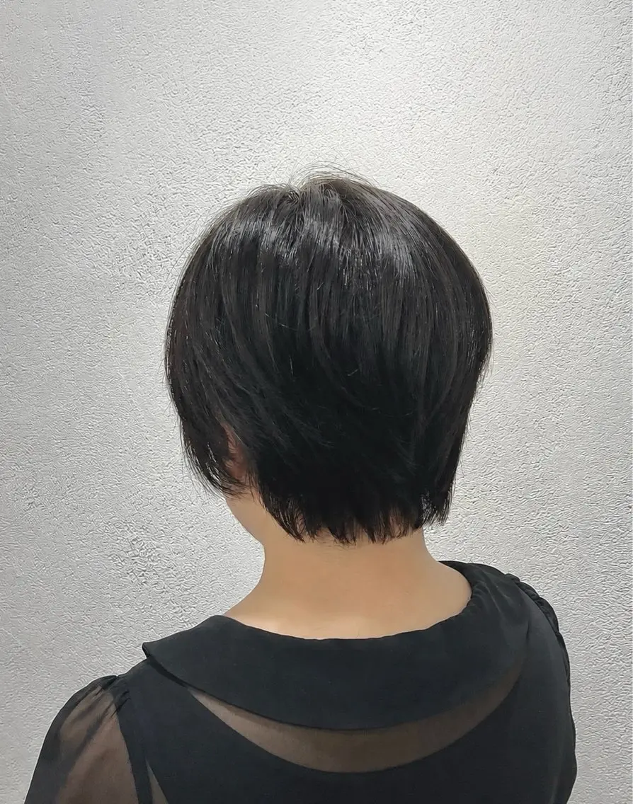 ショート 韓国レイヤー🦋 ブリーチtomokoのヘアスタイル