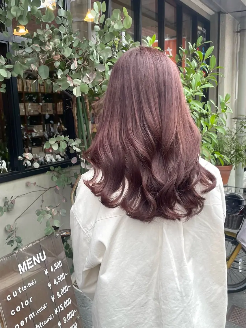 カット＋カラー＋2ステップ艶トリートメント！🌿の写真