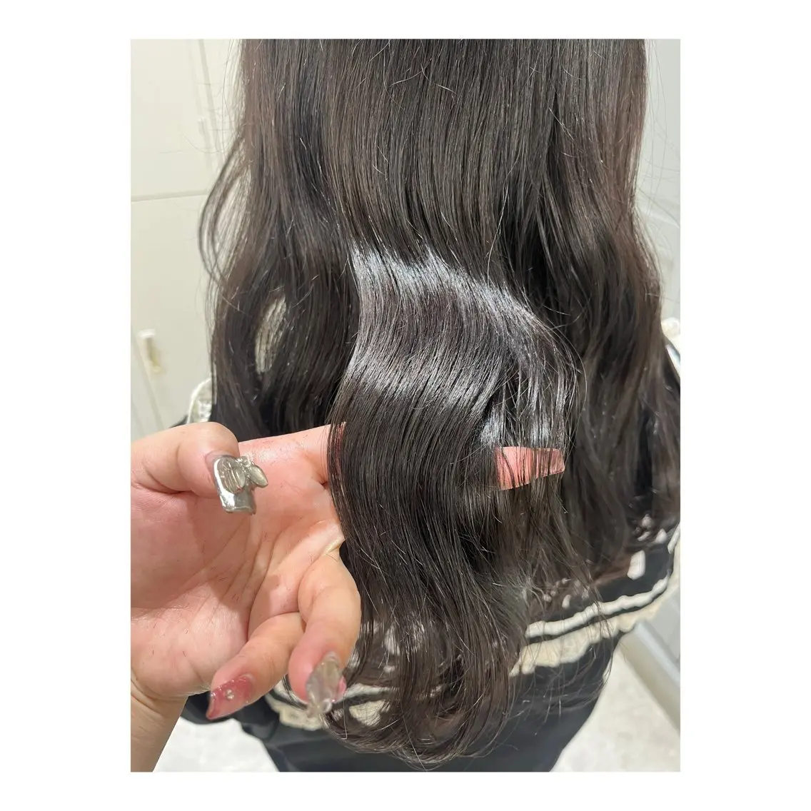 セミロング カット ヘアカラー トリートメント 🩶韓国艶髪🇰🇷 下本夕綺のヘアスタイル